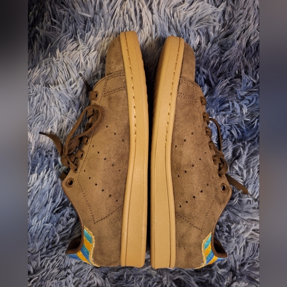 ADIDAS MENS Stan Smiths Jungle Book Disney series sneakers size 71/2. - Picture 5 of 8